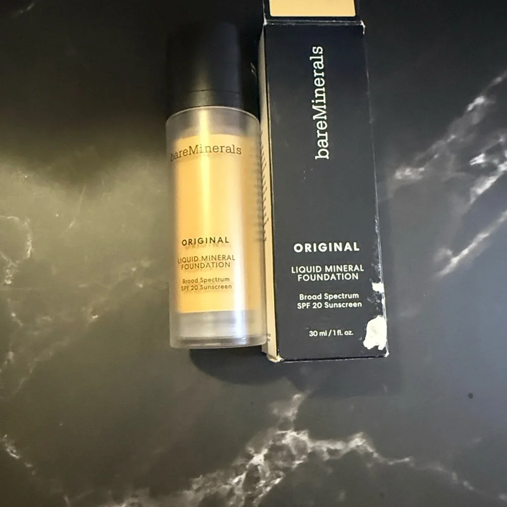 Bare Minerals ORIGINAL Liquid Mineral Foundation - Golden Beige 13